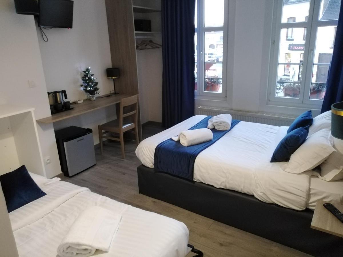 Hotel Les Remparts à La Madelaine-sous-Montreuil Extérieur photo